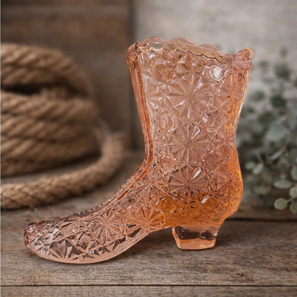 Vintage Pink Glass Boot Vase Fenton Style Daisy Button Small Bud Vase